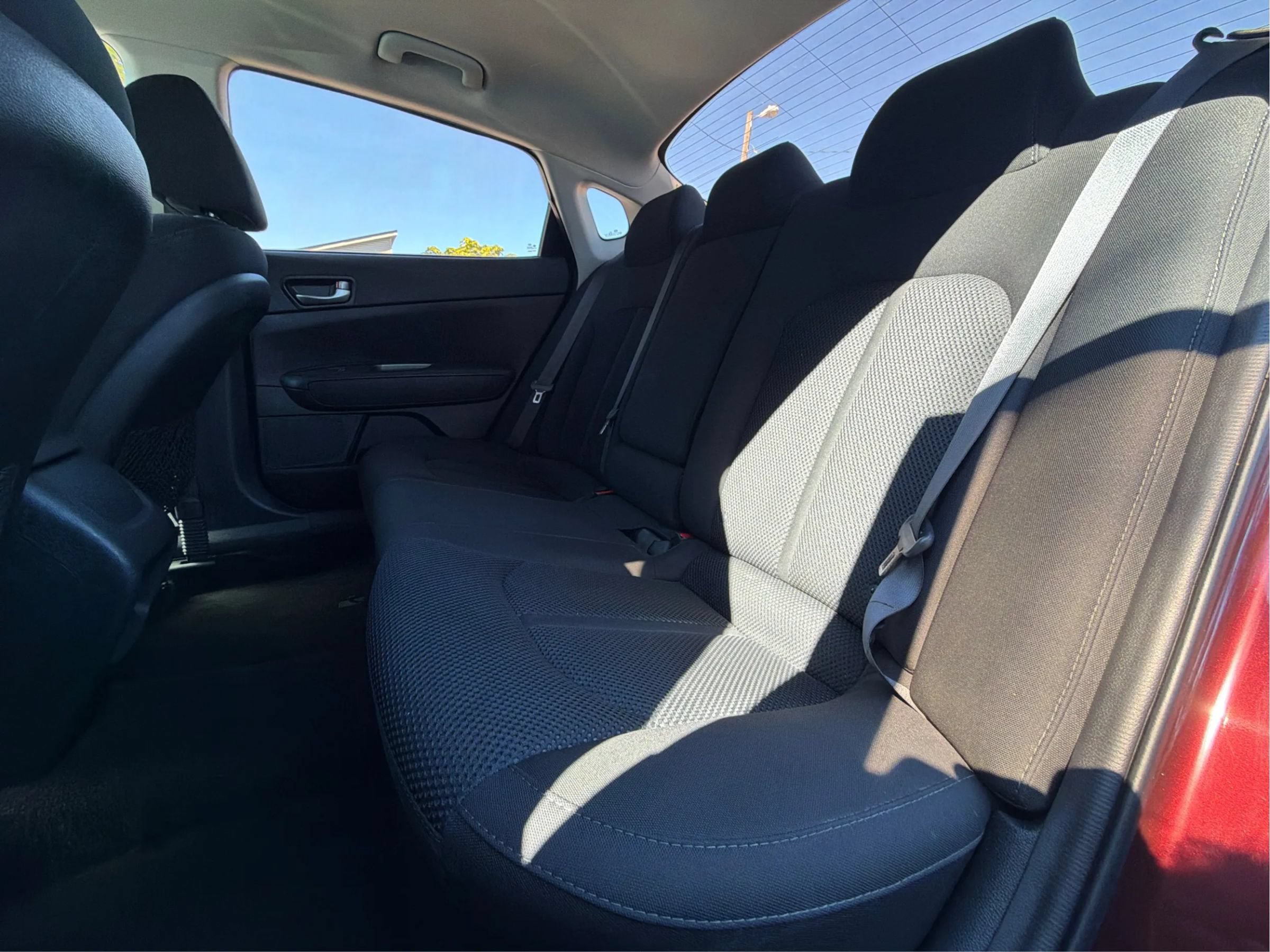 Used 2020 Kia Optima LX FWD image 12