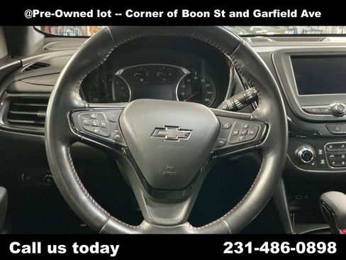 Used 2022 Chevrolet Equinox RS AWD/4WD image 14