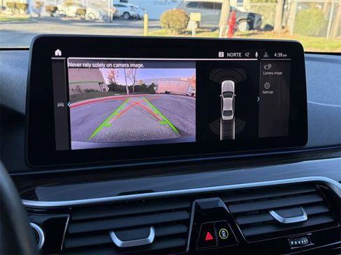 Used 2023 BMW 530e xDrive image 19