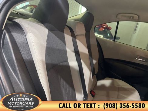 Used 2020 Toyota Corolla LE image 13