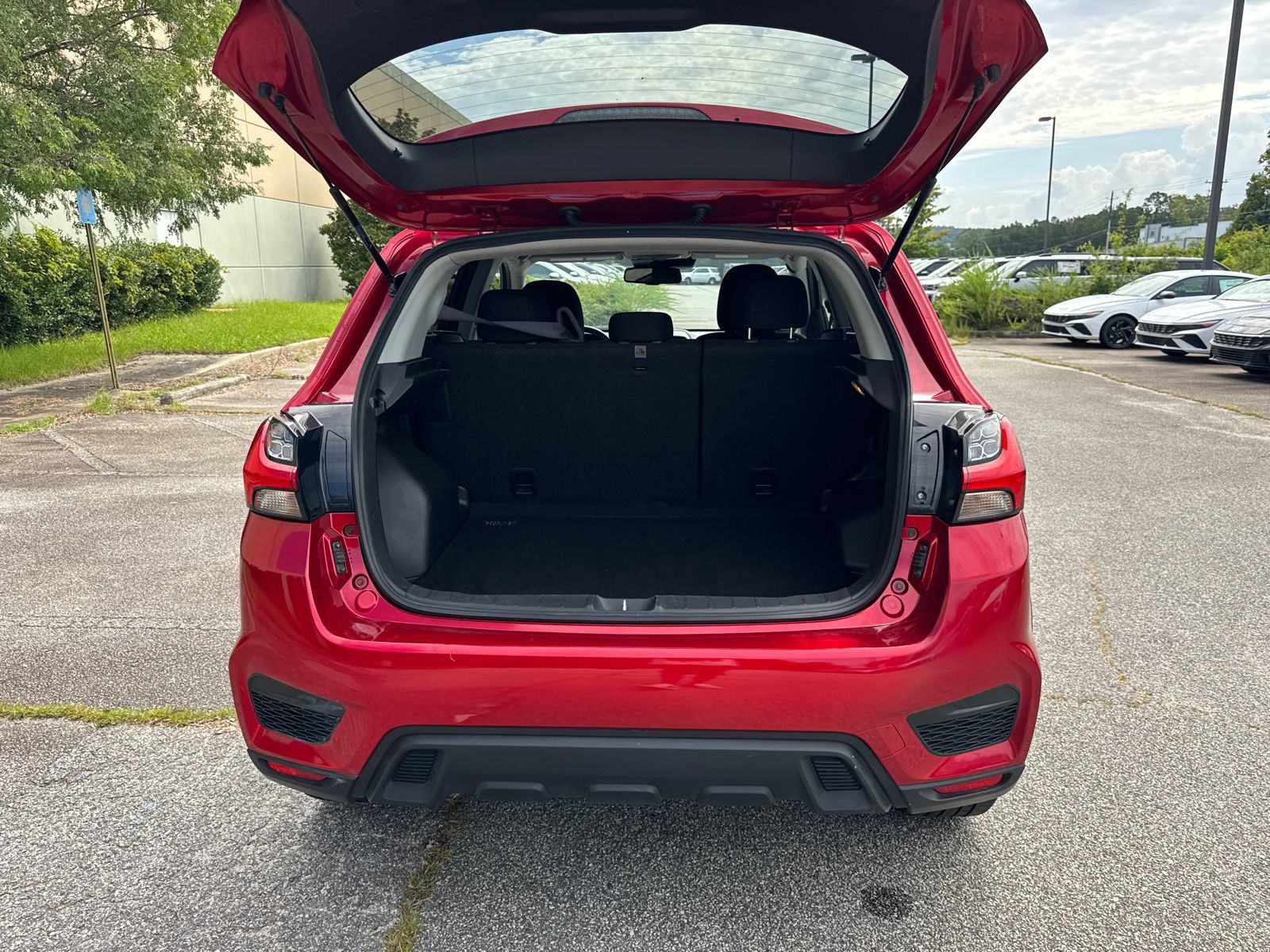Used 2024 Mitsubishi Outlander Sport ES AWD/4WD image 18