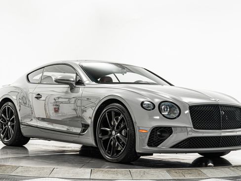 Used 2024 Bentley Continental GT V8 image 37