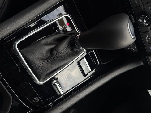 New 2026 Jeep Compass Limited image 26