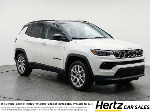 Used 2025 Jeep Compass Limited AWD/4WD image 1