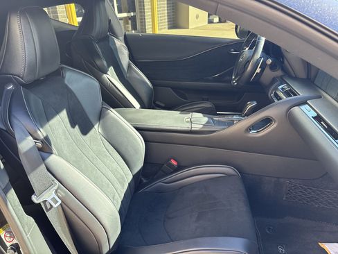 Used 2018 Lexus LC 500 Coupe w/ Sport Package image 33