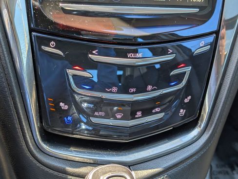 Used 2019 Cadillac CTS Luxury RWD image 26