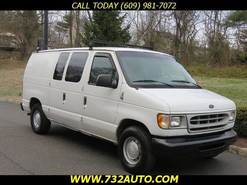 Used 2002 Ford E-150 and Econoline 150 image 3