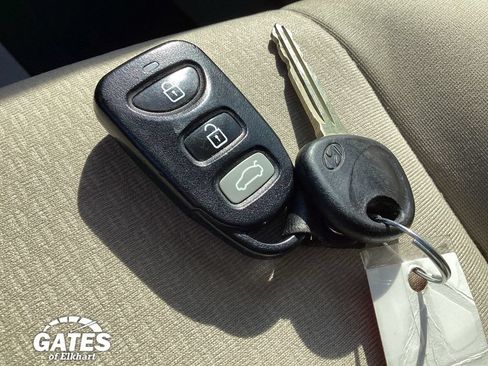 Used 2008 Hyundai Elantra SE FWD image 21