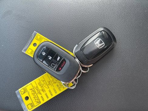 Certified 2025 Honda CR-V EX image 16