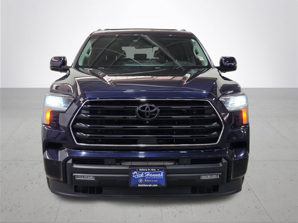Used 2023 Toyota Sequoia SR5 w/ SR5 Premium Package AWD/4WD image 2