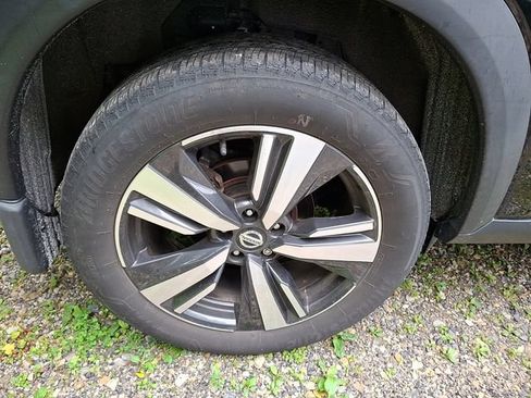 Used 2021 Nissan Rogue SL AWD/4WD image 7