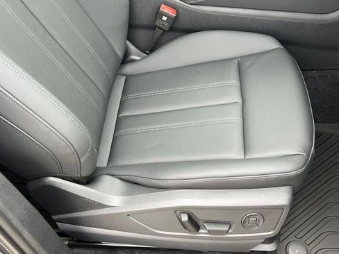 New 2025 Audi Q5 Premium Plus image 8