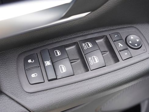 Used 2023 RAM 1500 Big Horn AWD/4WD image 22