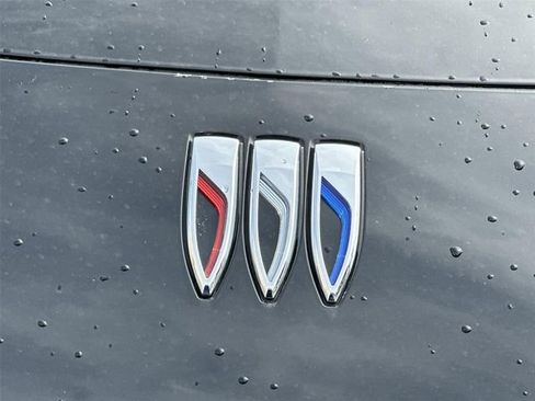 Used 2024 Buick Envista Sport Touring w/ Convenience I Package image 29