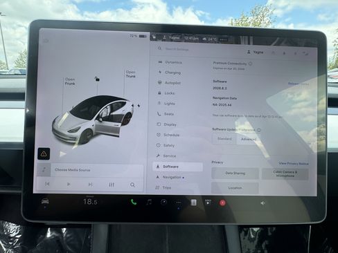 Used 2021 Tesla Model 3 Long Range AWD/4WD image 23