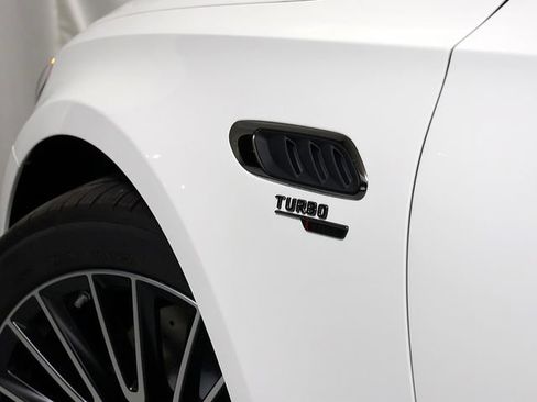 New 2026 Mercedes-Benz E 53 AMG e 4MATIC Sedan image 10