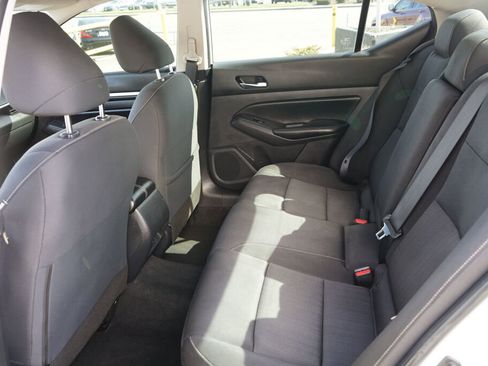 Used 2022 Nissan Altima 2.5 SV image 12