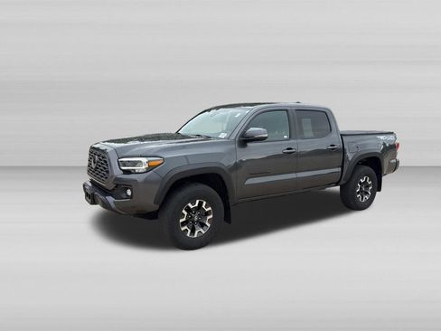 Used 2023 Toyota Tacoma TRD Off-Road w/ TRD Premium Off Road Package AWD/4WD image 9