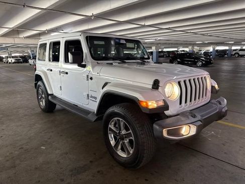 Used 2022 Jeep Wrangler Unlimited Sahara w/ Cold Weather Group AWD/4WD image 1