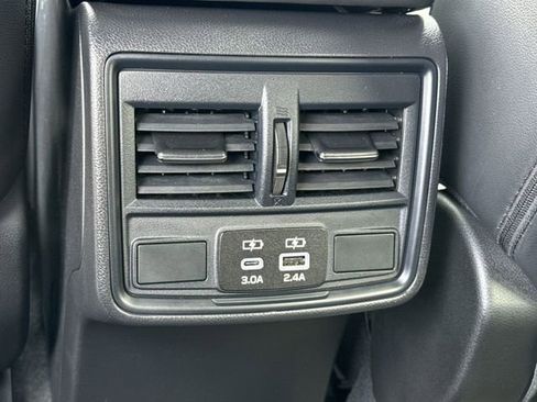 Used 2025 Subaru Forester Premium w/ Convenience Package #2 AWD/4WD image 11