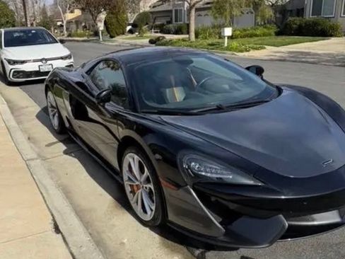 Used 2019 McLaren 570S Spider RWD image 2