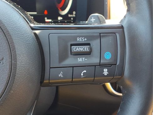 Used 2023 Nissan Rogue Platinum AWD/4WD image 18