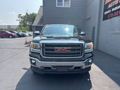 Used 2015 GMC Sierra 1500 SLT w/ SLT Crew Cab Value Package AWD/4WD image 2