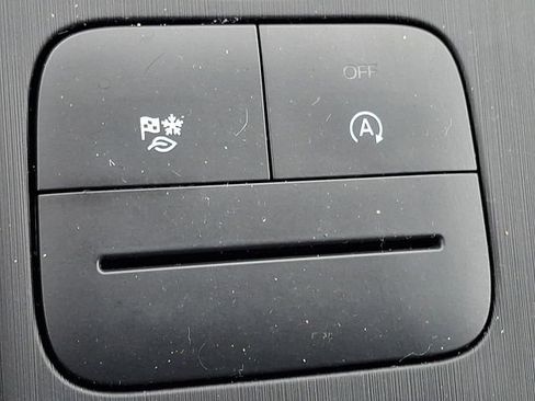 Used 2022 Ford Escape SE image 24