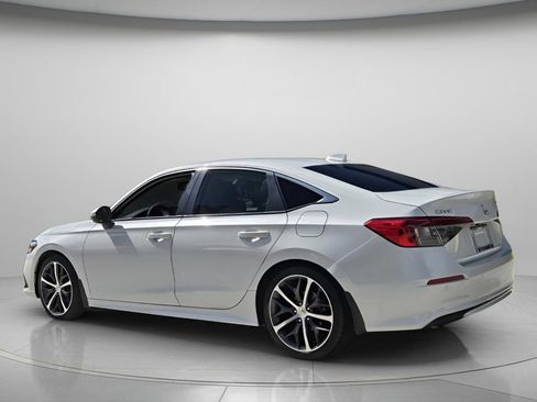 Used 2024 Honda Civic Touring image 8