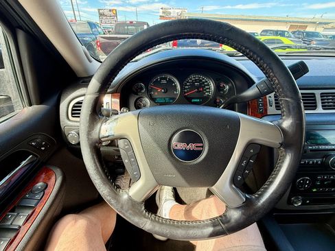 Used 2009 GMC Sierra 2500 W/T AWD/4WD image 10