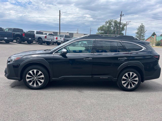 Used 2023 Subaru Outback Touring XT AWD/4WD image 8
