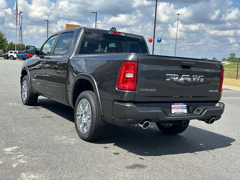 New 2026 RAM 1500 Big Horn AWD/4WD image 5