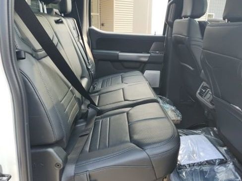 New 2026 Ford F250 Platinum image 30