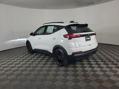 New 2027 Chevrolet Bolt RS w/ Super Cruise Package FWD image 6