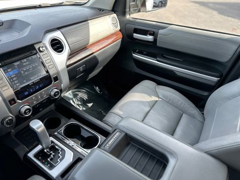 Used 2017 Toyota Tundra Limited w/ Limited Premium Package image 33