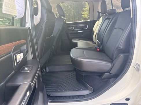 Used 2017 RAM 3500 Laramie image 15