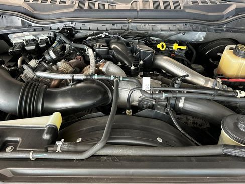 Used 2019 Ford F350 Lariat AWD/4WD image 33