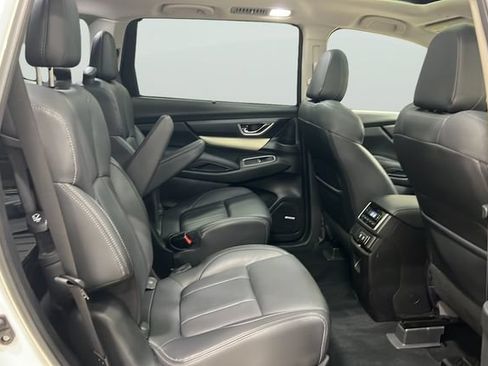Used 2019 Subaru Ascent Limited AWD/4WD image 15
