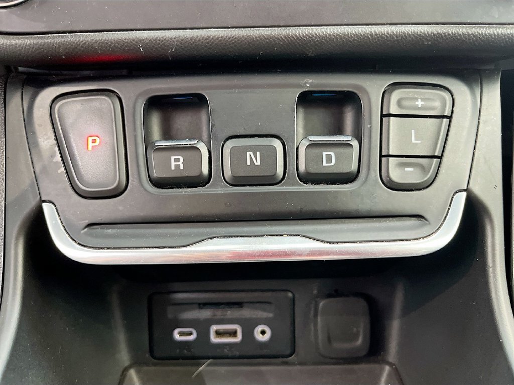 Used 2019 GMC Terrain SLT w/ Preferred Package FWD image 16