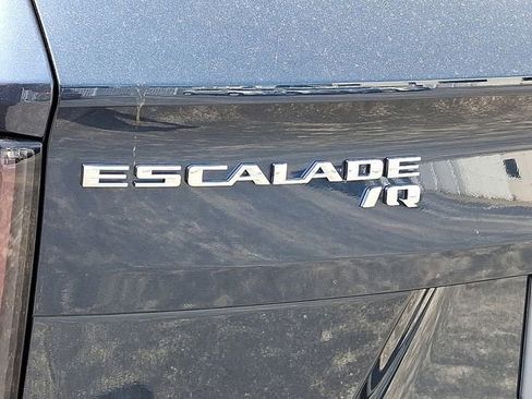 New 2025 Cadillac Escalade IQ Sport 2 image 18