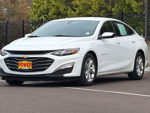 Used 2022 Chevrolet Malibu LT image 8