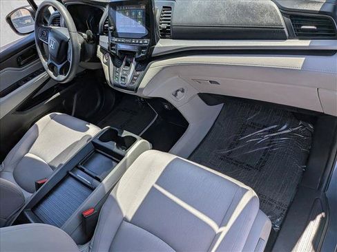 Certified 2024 Honda Odyssey EX image 21