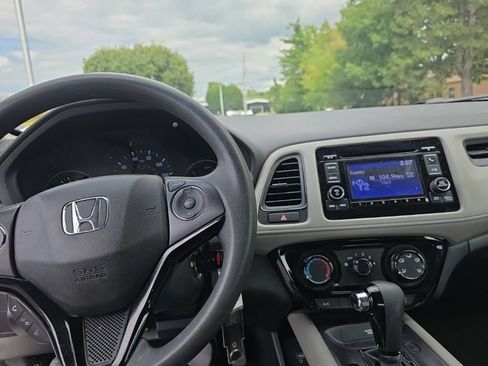 Certified 2022 Honda HR-V LX image 21