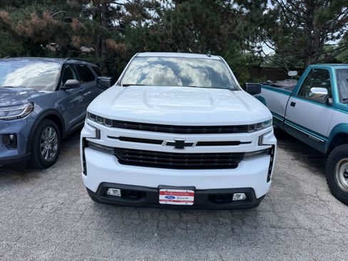 Used 2021 Chevrolet Silverado 1500 RST w/ Convenience Package II AWD/4WD image 3