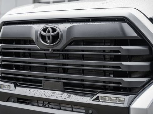 Used 2025 Toyota Tundra Limited image 12