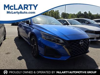 Used 2025 Nissan Altima 2.5 SR