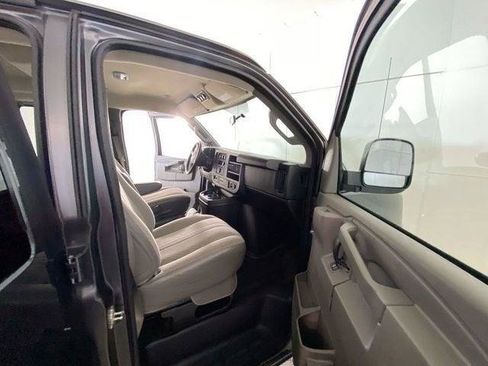 Used 2016 Chevrolet Express 3500 LT w/ LT Preferred Equipment Group RWD image 39