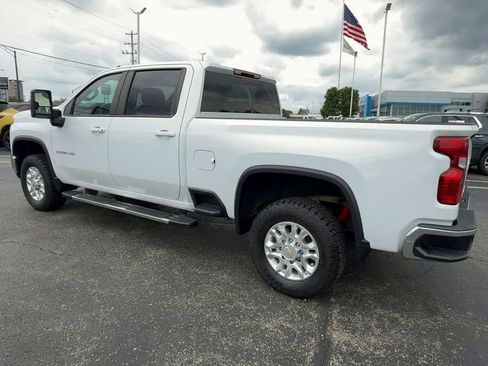 Used 2024 Chevrolet Silverado 2500 LT AWD/4WD image 6