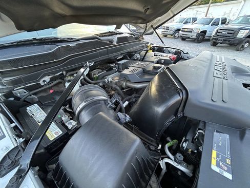 Used 2019 RAM 3500 Tradesman AWD/4WD image 25