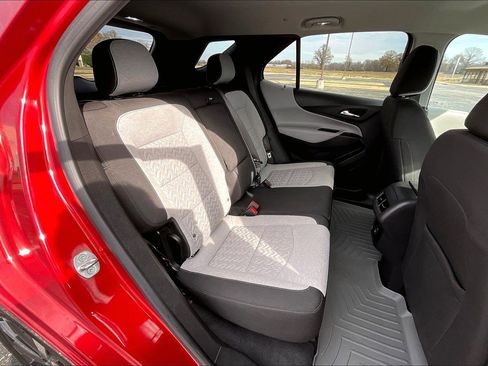 Used 2022 Chevrolet Equinox LT image 16
